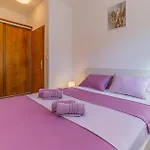 Two Bedroom Cozy In Apartamento