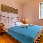 Two Bedroom Cozy In