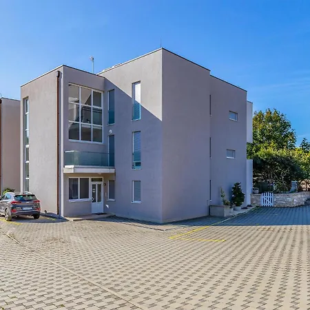 Apartamento Two Bedroom Cozy In