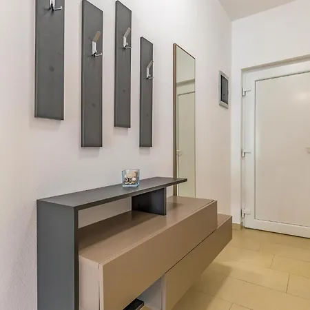 Two Bedroom Cozy In
